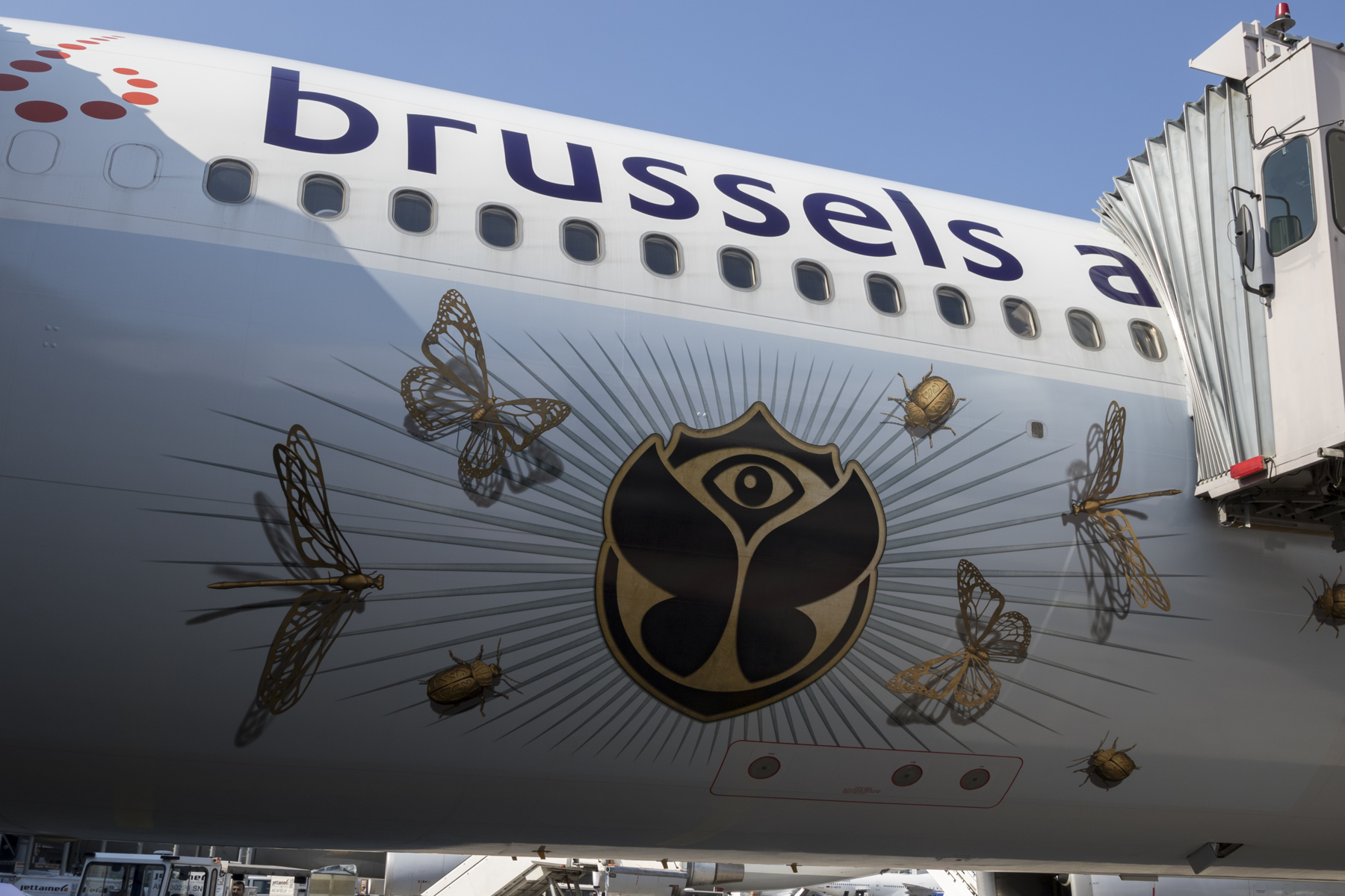 Brussels Airlines Tomorrowland Party Flight Frankfurt-Brussels – Trip Report