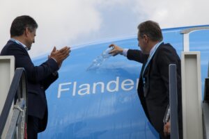 TUI Fly Belgium Embraer E195-E2 OO-ETB 'Flanders'